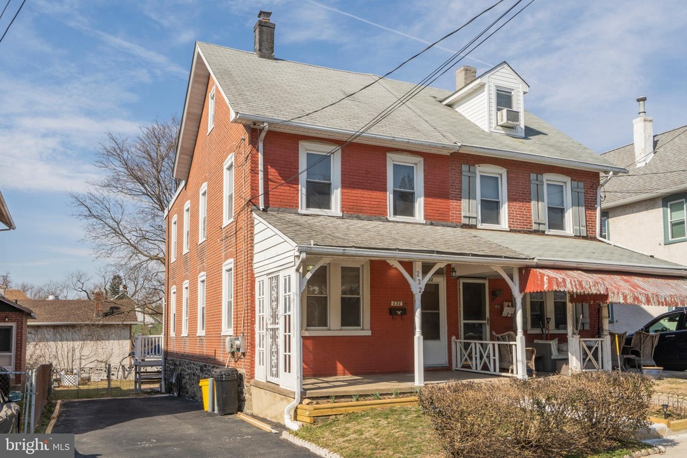 232 Chestnut Ave, Ardmore, PA 19003 - photo 1