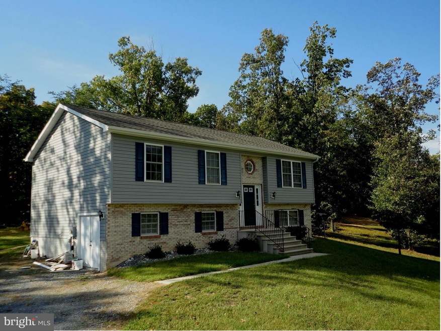 365 Leviticus Dr, Bunker Hill, WV 25413 - photo 1