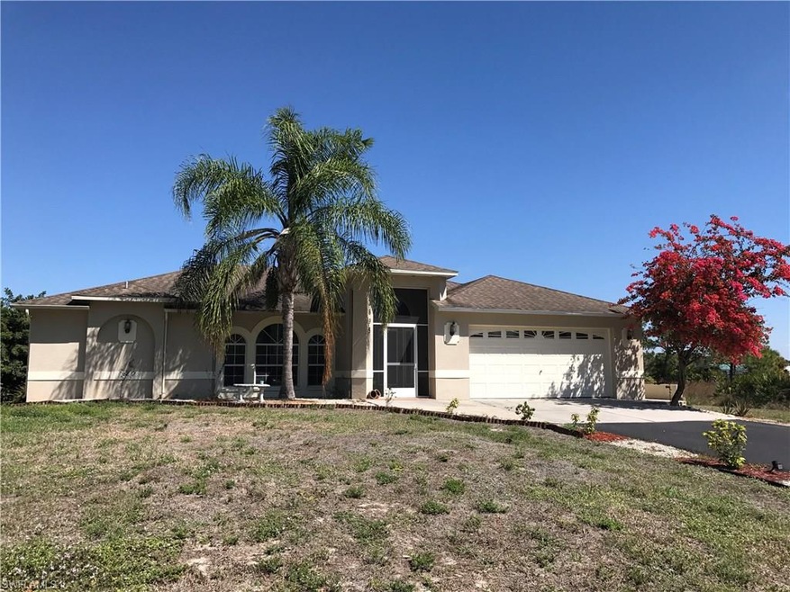 Front view of property