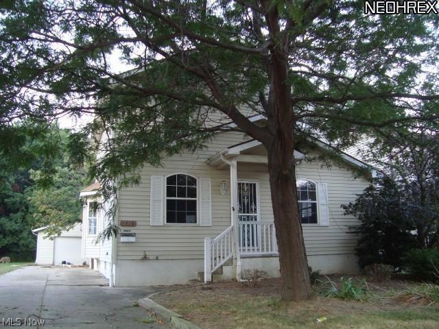 1410 Rockefeller Rd, Wickliffe, OH 44092 - photo 1