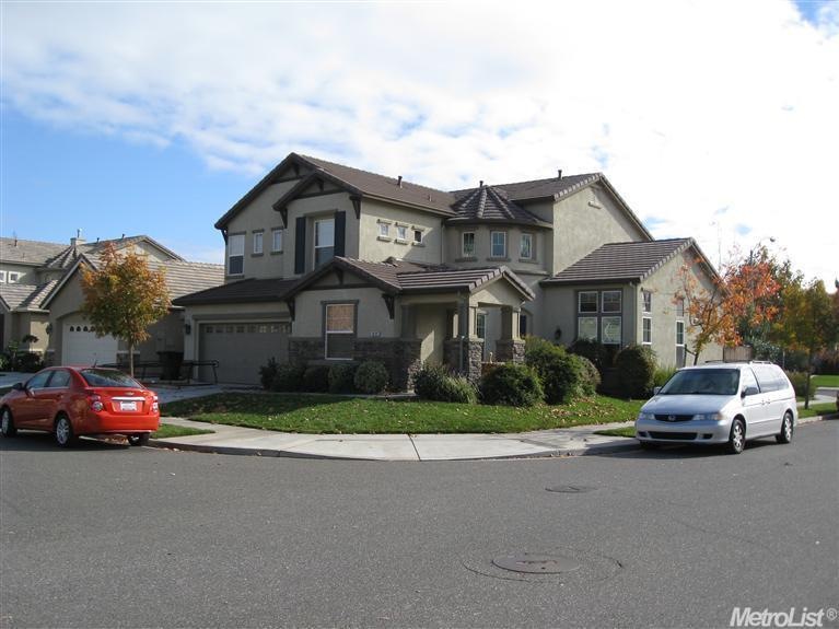 2099 Forest Glen Ct, Oakdale, CA 95361 - photo 1