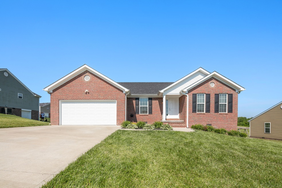 103 Max Cavnes Rd, Danville, KY 40422 - photo 1