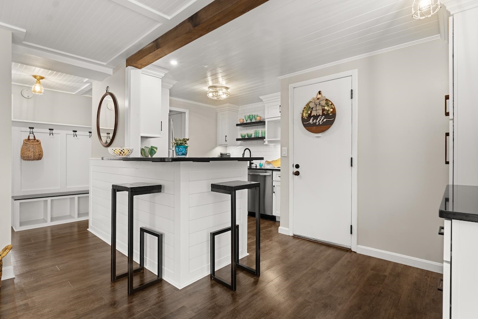 47 Seabury, Hampton, NH 03842 - photo 1