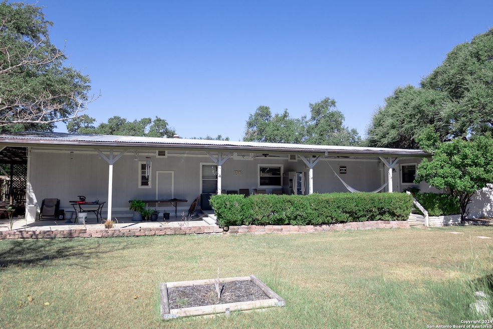 120 Town View Ln, Canyon Lake, TX 78133 - photo 1