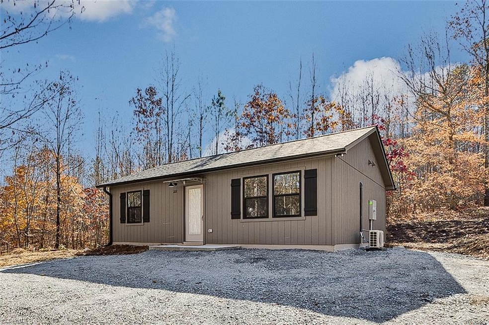 222 Cracklin Dr, Asheboro, NC 27203 - photo 1