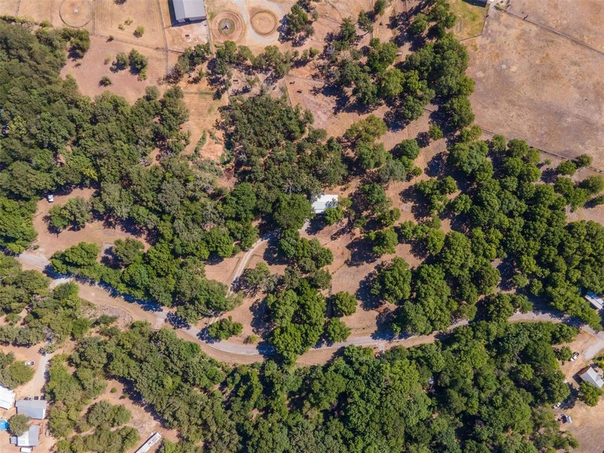 850 Timber Wild Dr, Weatherford, TX 76087 - photo 1