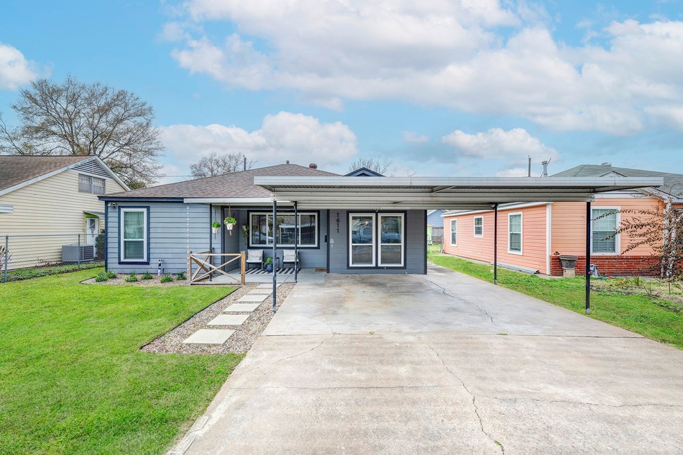 1611 Walton St, Houston, TX 77009 - photo 1