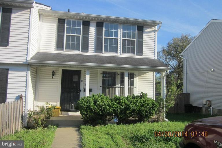 6702 Seat Pleasant Dr, Capitol Heights, MD 20743 - photo 1