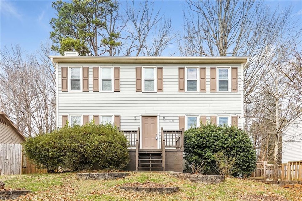 1601 Trinity Garden Cir, Clemmons, NC 27012 - photo 1