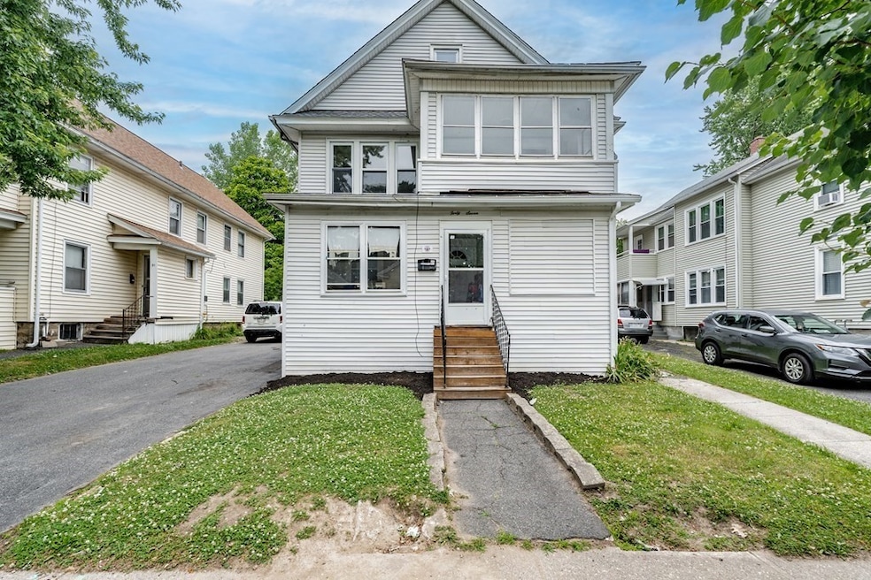 45-47 Narragansett St, Springfield, MA 01107 - photo 1