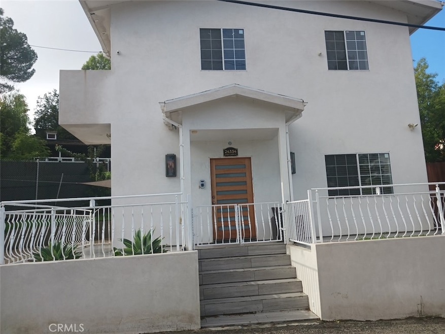 24334 Crestlawn St, Woodland Hills, CA 91367 - photo 1