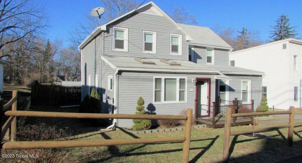 50 New St, Coxsackie, NY 12051 MLS 202326100