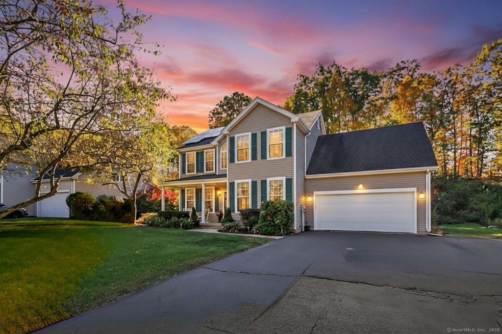 95 Orleton Ct, Cheshire, CT 06410 - photo 1