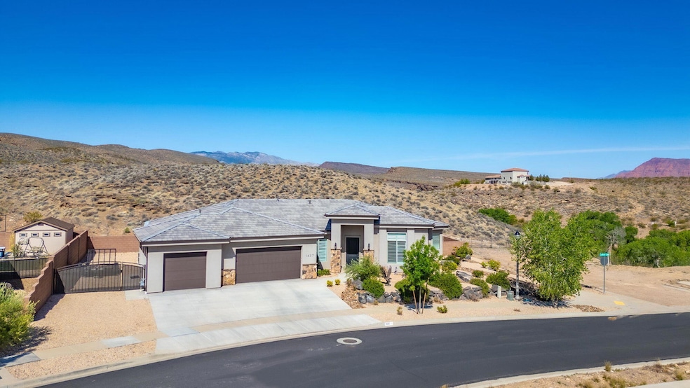 2-web-or-mls-1437 Colbey Loop-003