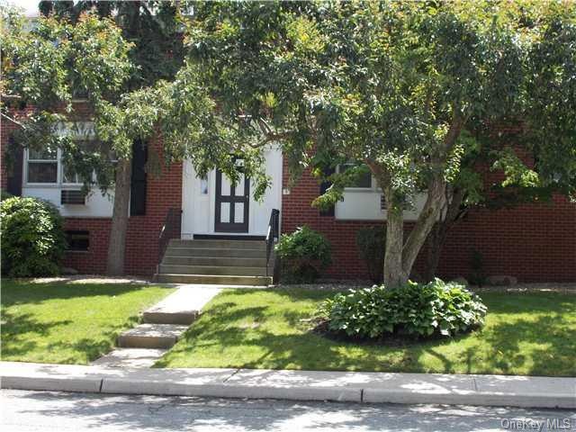 30 Bon Aire Cir unit 1214, Suffern, NY 10901 - photo 1