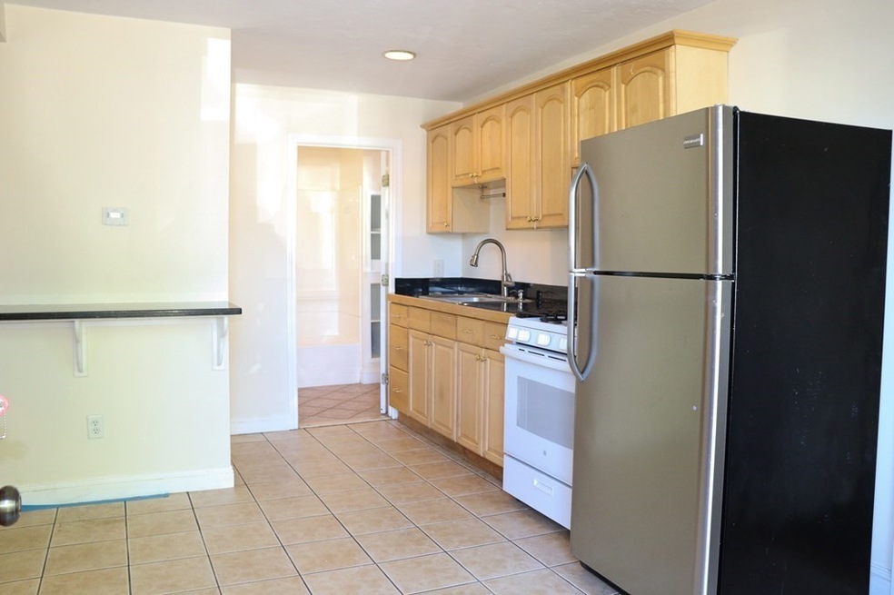 158 Bridge St unit 1, North Weymouth, MA 02191 - photo 1