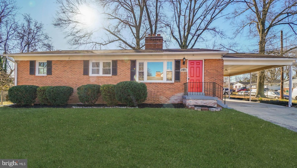 6315 Roanoke Ave, Riverdale, MD 20737 - photo 1
