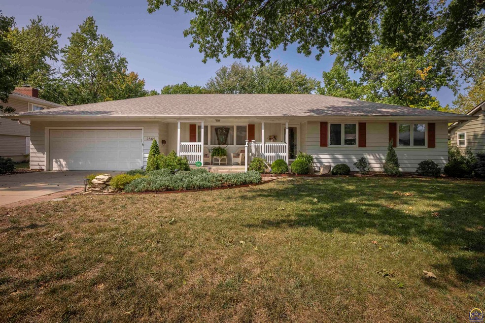 2869 SW Jewell Ave, Topeka, KS 66611 - photo 1