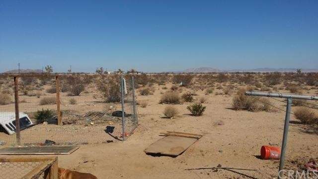 1475 Mc Garry Rd, Joshua Tree, CA 92252 - photo 1