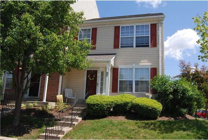 111 Runnymede Ct, Harleysville, PA 19438 - photo 1