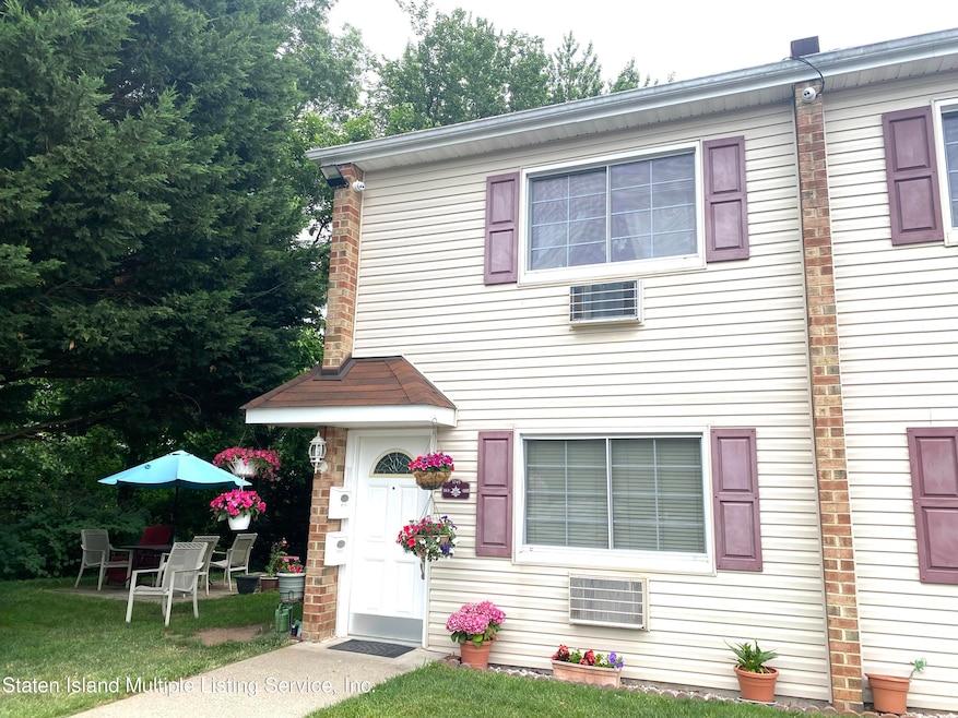 Sold $292,000 • Co-Listing Agent