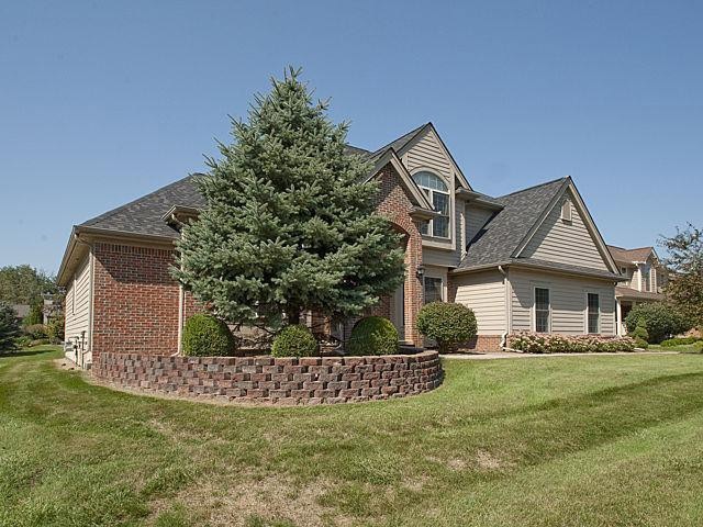 4522 Augusta Ct unit 38, Ann Arbor, MI 48108 - photo 1