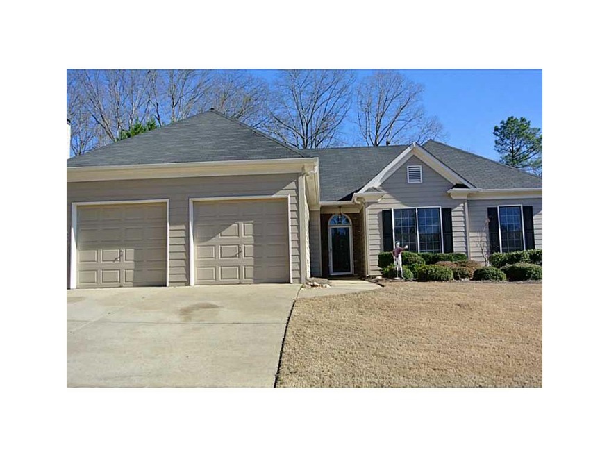 Exterior Front. Beautifully maintained ranch