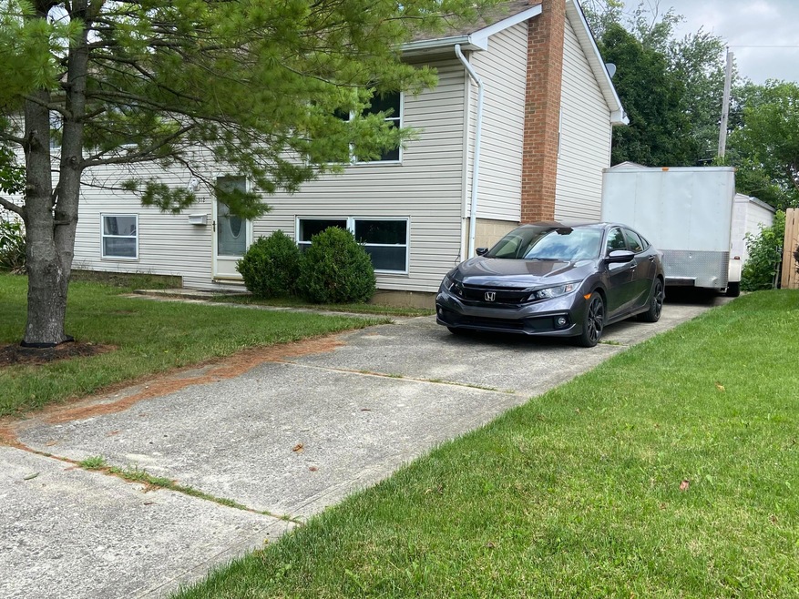 312 S Murray Hill Rd, Columbus, OH 43228 - photo 1