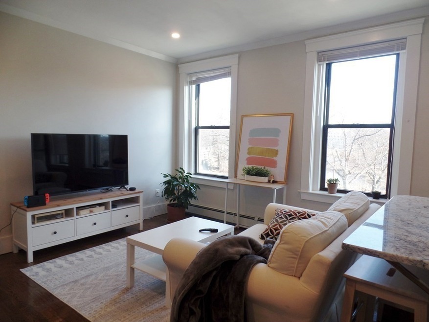 61 Park Dr unit 12, Boston, MA 02215 - photo 1