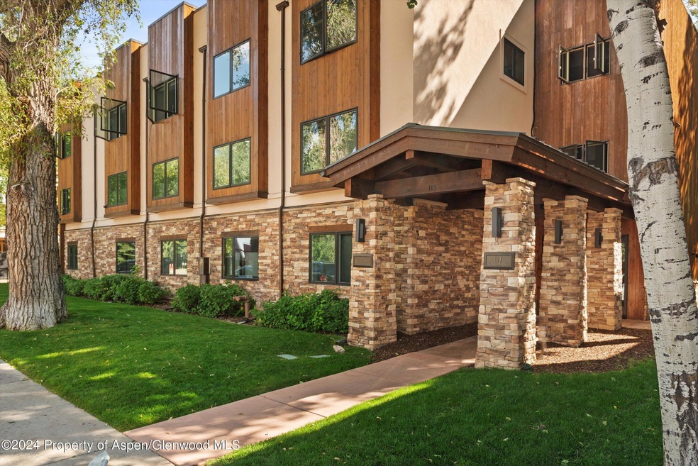Sold $995,000