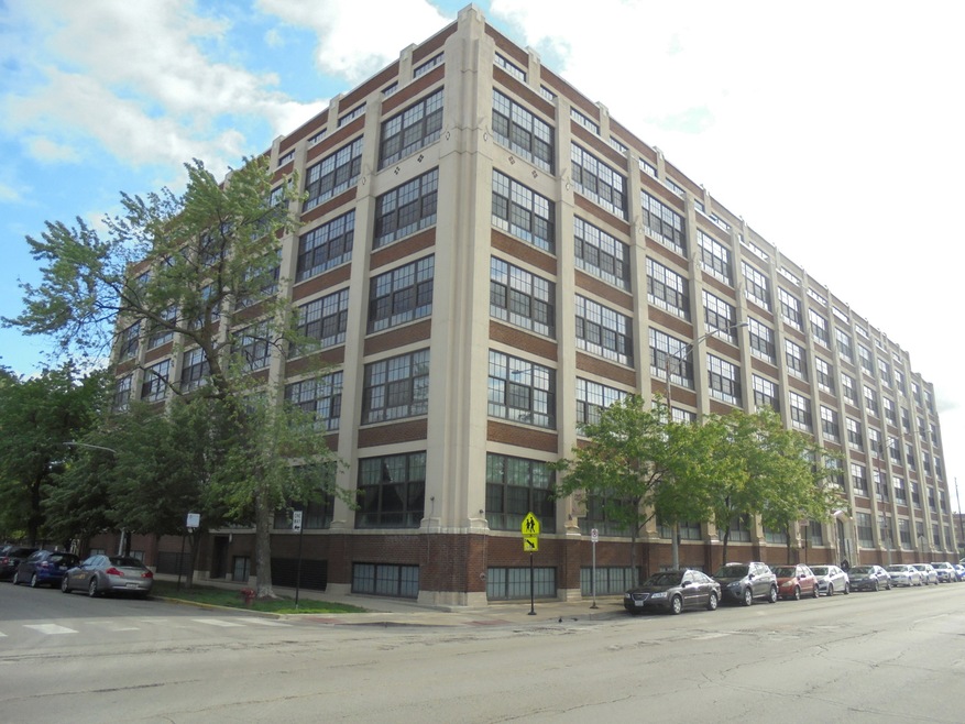 Shoemaker Lofts unit 219, Chicago, IL 60618 - photo 1