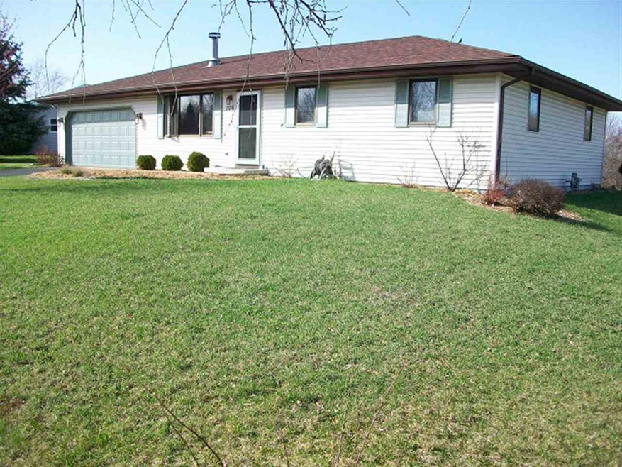 106 Village View Ct, Oregon, WI 53575 - photo 1