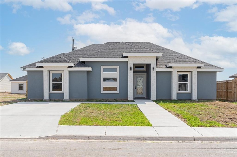 818 Dove St, Alamo, TX 78516 - photo 1