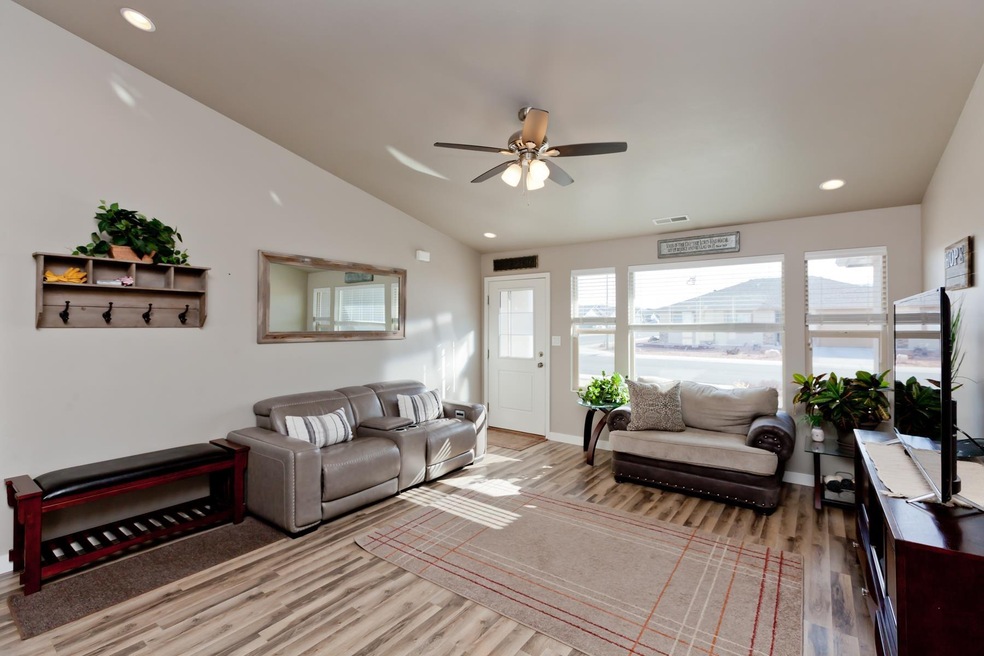 459 Clark St, Grand Junction, CO 81504 - photo 1