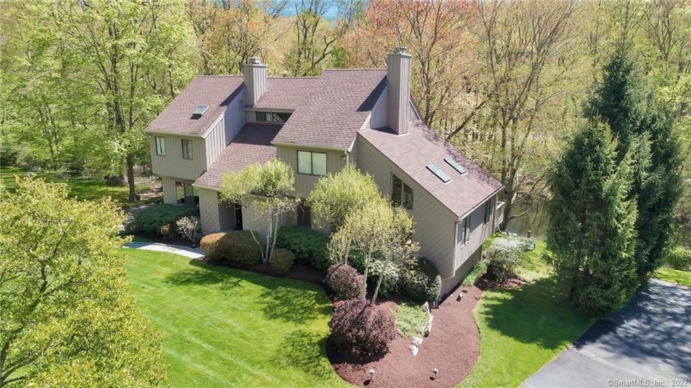 42 Hedge Brook Ln, Stamford, CT 06903 - photo 1