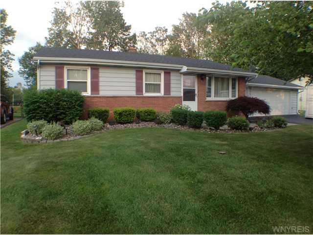 7209 Norman Rd, North Tonawanda, NY 14120 - photo 1