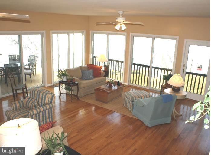 6802 Gunder Ave, Middle River, MD 21220 - photo 1