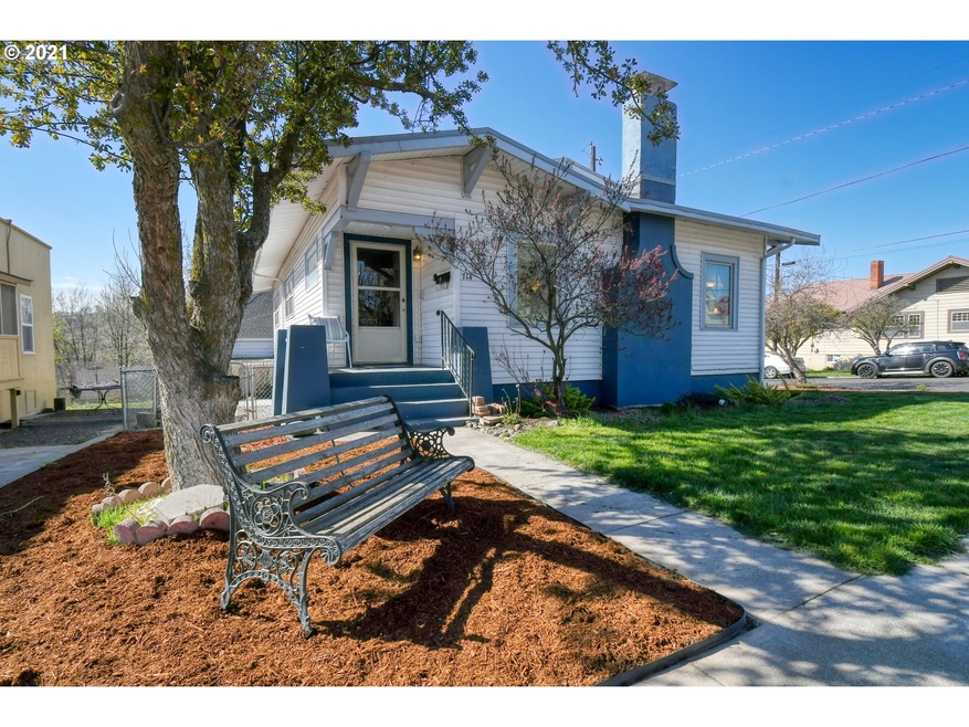 714 NW Bailey Ave, Pendleton, OR 97801 - photo 1