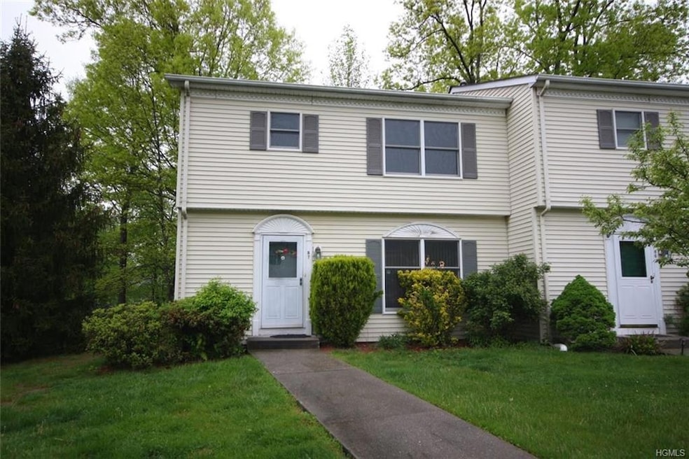 87 Lackawanna Trail, Suffern, NY 10901 - photo 1