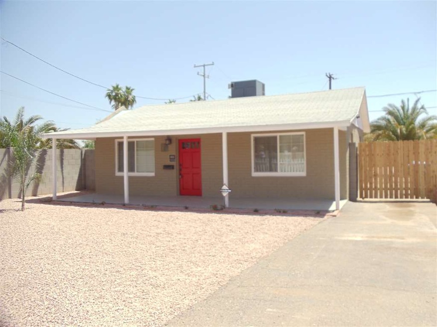Front of 1533 E. Palm Lane
