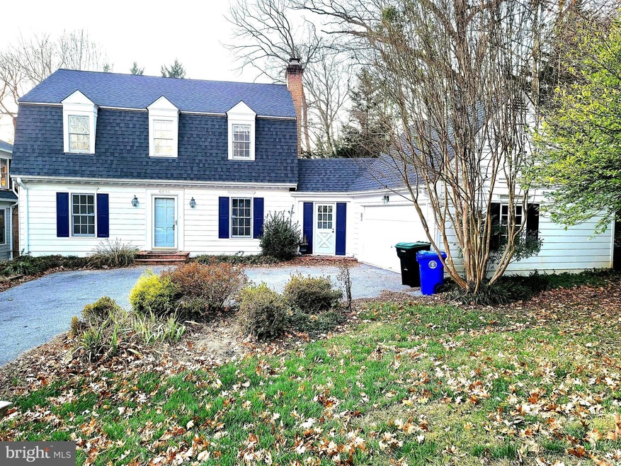 6416 Little Leigh Ct, Cabin John, MD 20818 - photo 1