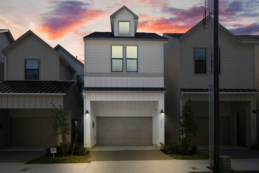 1606 Northwood St, Houston, TX 77009 - photo 1