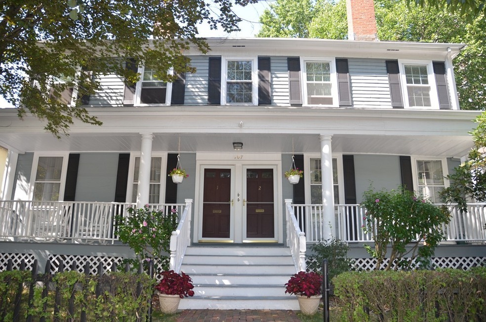 107 Griggs Rd unit 2, Brookline, MA 02446 - photo 1