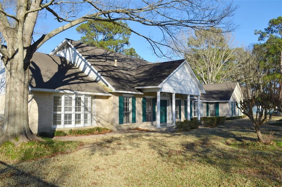 25072 Lakeside Dr, Hockley, TX 77447 - photo 1