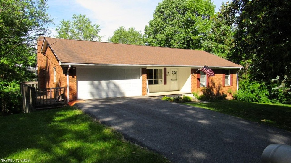 2003 Carroll Dr, Blacksburg, VA 24060 - photo 1