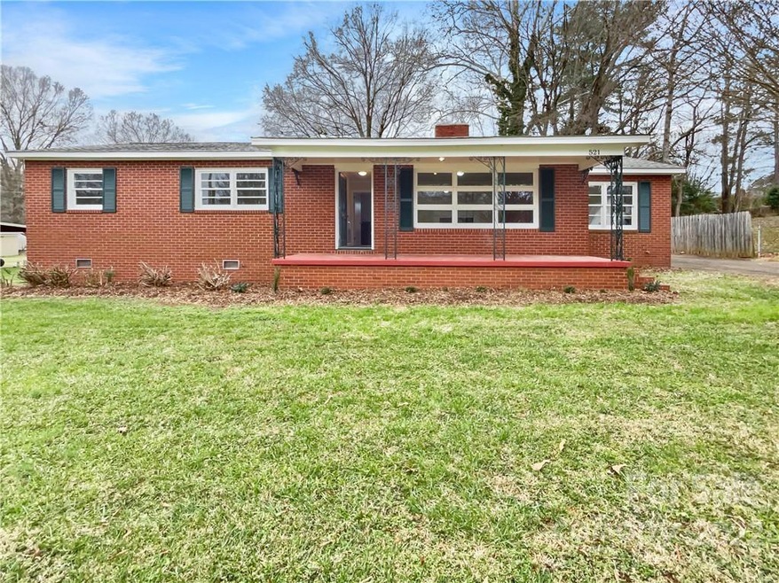 521 Holland Dr, Statesville, NC 28677 - photo 1