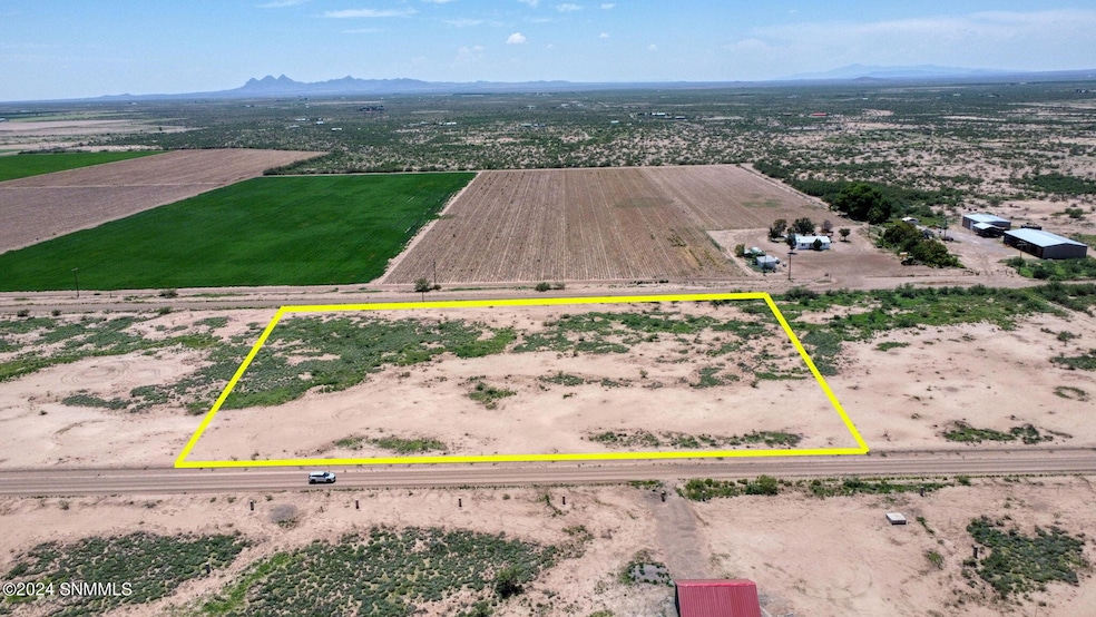 2390 Camino Dos SE, Deming, NM 88030 - photo 1