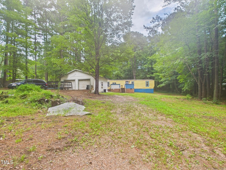 CAM01608G0-PR0099-STILL001