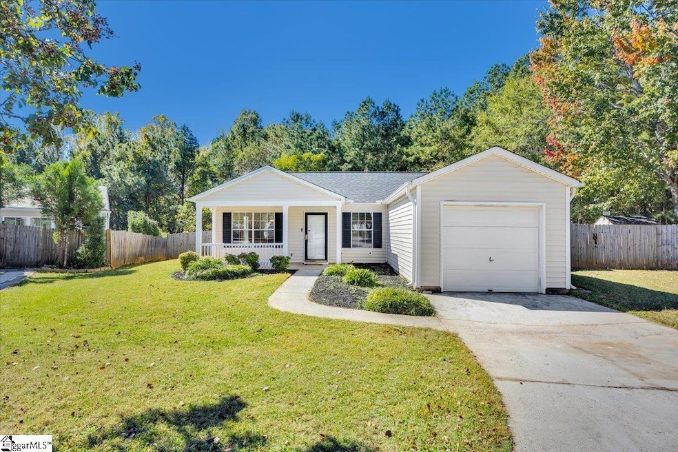 133 Habersham Ct, Easley, SC 29642 - photo 1