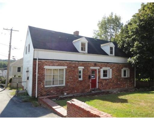 7 Currier St, Amesbury, MA 01913 - photo 1